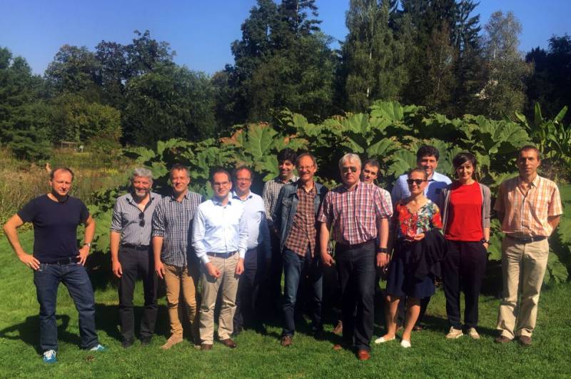 canvas-kick-off.jpg canvas-kick-off.jpg